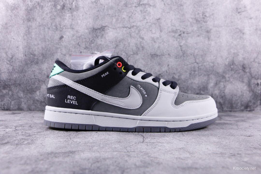 Nike SB Dunk Low “VX1000 Camcorder” - Kitsociety