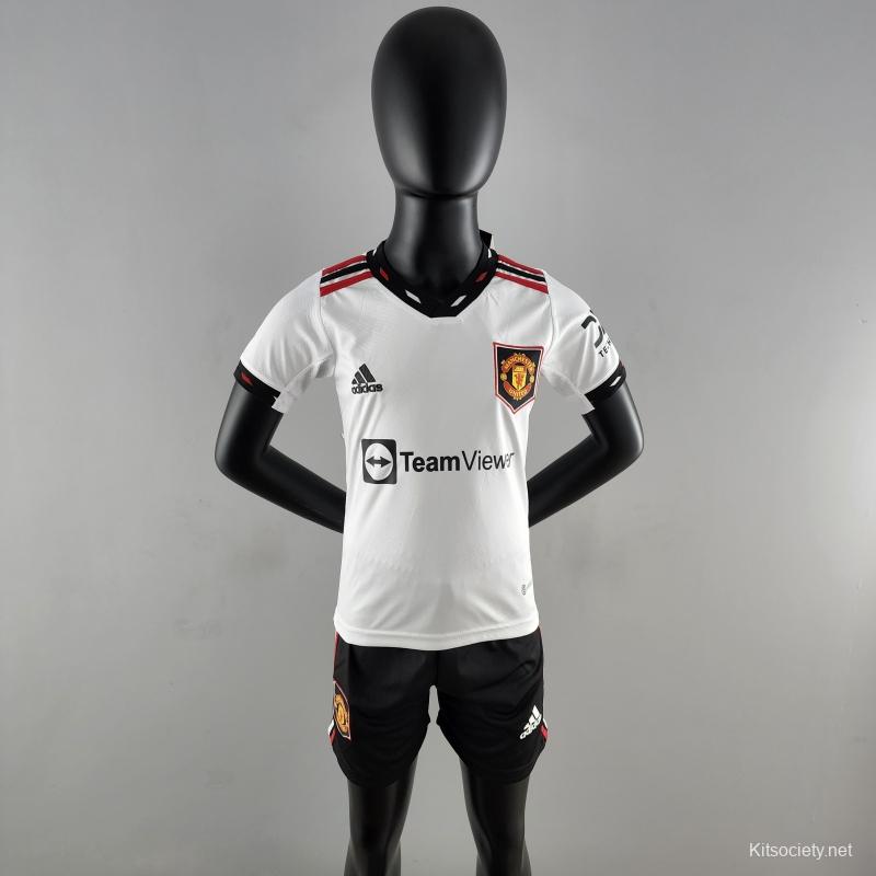 Kids Manchester United Kit 22/23